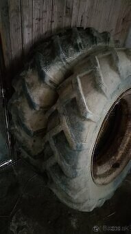 diely na zetor 25 - 3