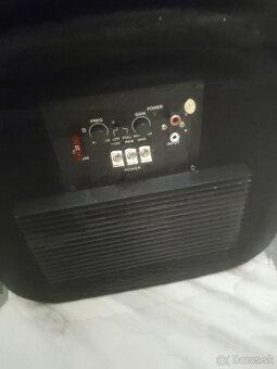 Aktívny Subwoofer Sencor do auta - 3