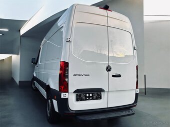 Mercedes eSprinter L2H2 35.000km {aj na splátky} - 3