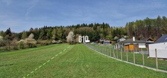 Slnečný pozemok s rozlohou 2035m2 s krásnym výhľadom. - 3