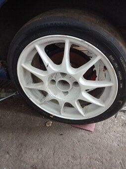 Elektróny 4x108 - 3
