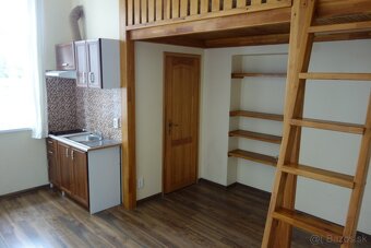 Na predaj atypický 1 izbový byt v centre mesta - 3