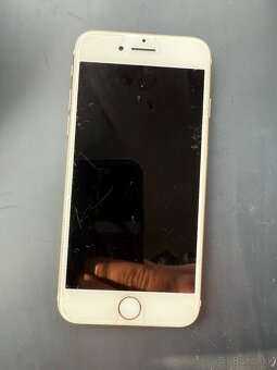 Predam Iphone 7, 32 gb, rose gold - 3
