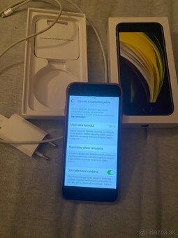 iPhone SE2020 128GB red - 3