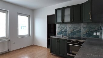 3-izbový nebytový priestor + BEZPLATNÉ parkovanie - 3