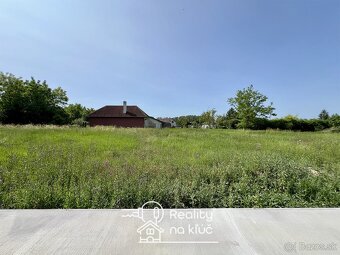 Na predaj stavebný pozemok 656m2 - Nitriansky Hrádok - 3