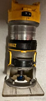 Dewalt aku ohranovacia freza DCW600 - 3