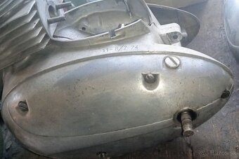 Motor Jawa 250 / 353 Polbubon - 3