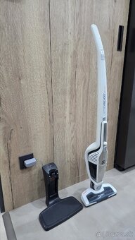 Predám tyčový vysávač Electrolux Ergorapido - 3