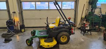 Predám John Deere Z425 - 3