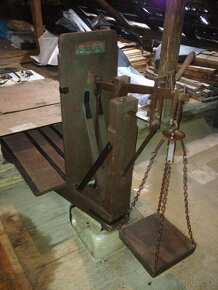 Starožitná decimálna váha V. ČERVENÝ PRAHA + sada závaží - 3