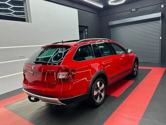 Škoda Octavia COMBI 2.0Tdi 110kw SCOUT+Led+Panorama - 3