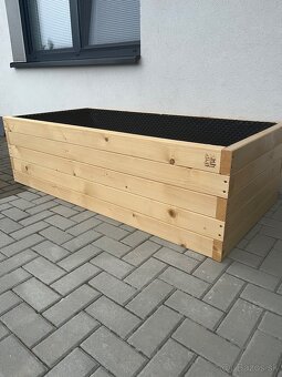 Vyvýšené Zahony, terasy, prístrešky, altanky - 3