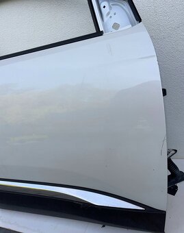 Peugeot 3008 II 2 2016- pravé predné dvere - 3