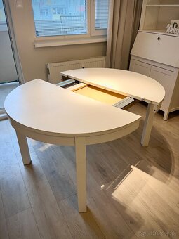 Okrúhly rozkladací jedálenský stôl. - 3