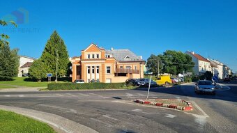 REZERVOVOVANÉ BUDOVA vo VRBOVOM - centrum - 3