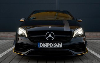 Mercedes-Benz AMG A45 Yellow Night Edition - 3