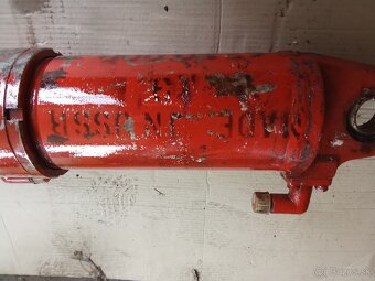 Belarus MTZ hydraulický  valec novy - 3