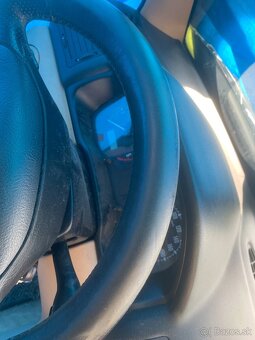 Kožený Volant octavia 1 Laurin klement - 3