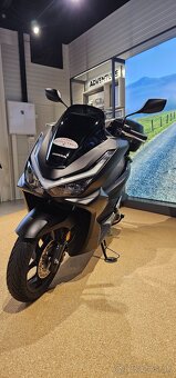 PCX125 - 3