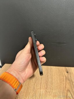 iPhone 15 pro 256 titanium grey - 3