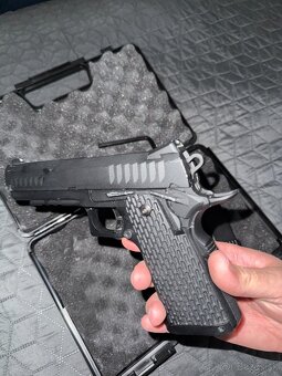 NOVRITSCH SSP-1 CO2 6mm airsoft - 3