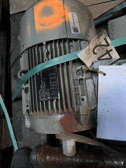elektromotor  4,55 kw - 3