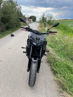 Yamaha mt09 2017 black - 3