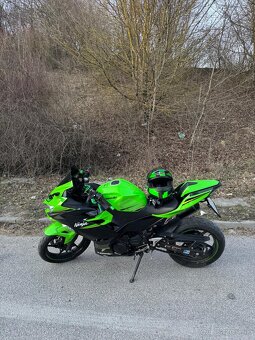Kawasaki Ninja 400 - 3