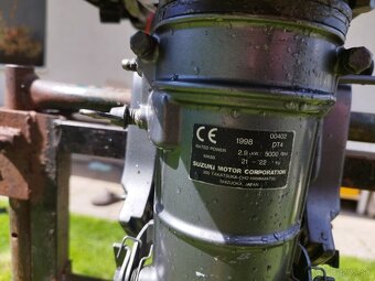 Závesný lodný motor Suzuki DT 4 - 3