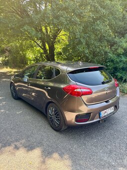 KIA Cee’d 1.4 MPI Gold - 3