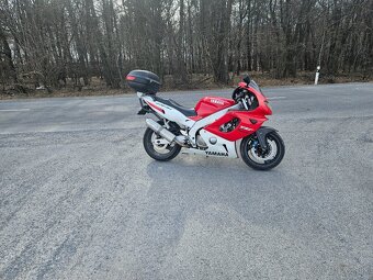 Yamaha YZF 600R - 3