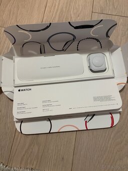 Apple Watch 9 45mm - 3