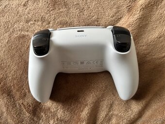 PS 5 ovládač na súčiastky - 3