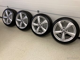 Letná sada org AUDI 5x112 8J ET39 225/40 R18 - 3