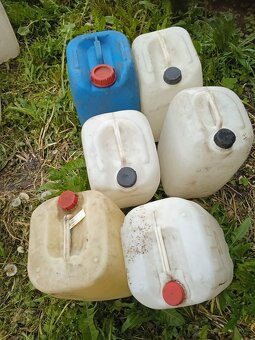 Predam plastove barely 50l,bandasky 10l,15l,20l - 3