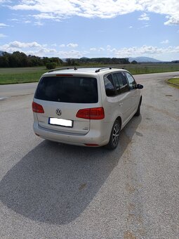Volkswagen Touran 1.6 TDI BlueMotion Technology Comfortline - 3