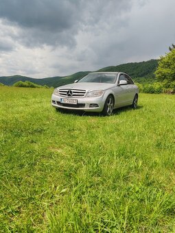 Predam Mercedes-Benz - 3