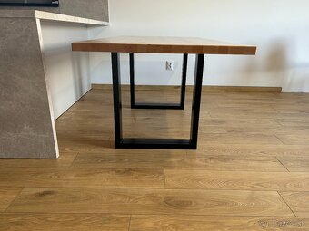 STOLOVE  NOHY 2KS - 3