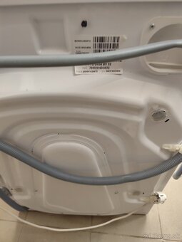 Automatická práčka Whirlpool 6 kg prádla - 3