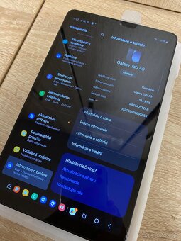 Samsung Tab A9 LTE - 3