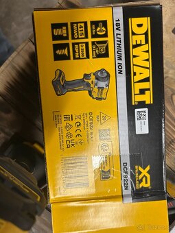 Dewalt rázový uťahovák dcf 922 - 3