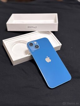 Svetlo modrý IPhone13 - 3