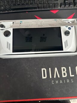 asus rog ally z1 extreme - 3