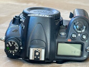 Fotoaparát D7000 na súčiastky - 3