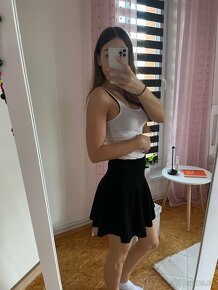 Čierna hodvábna sukňa - 3