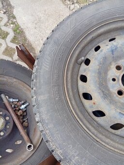 Predam zimne pneu 165 /70 R13 - 3