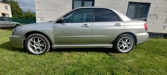 Subaru Impreza - 3