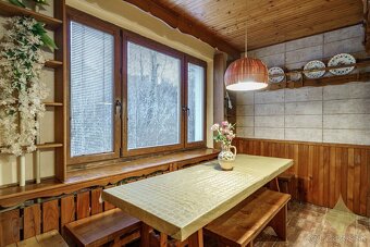 Exkluzívne na predaj veľký 3 izbový byt o výmere 81.30 m2 vo - 3