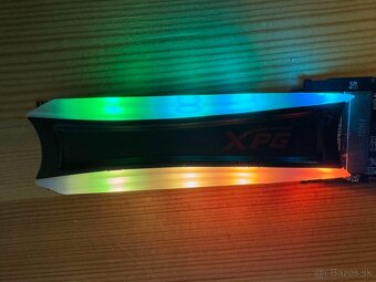 4TB NvMe XPG SPECTRIX S40G - 3